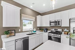 137 Randwick Ln, Greer, SC 29651 - Photo 7