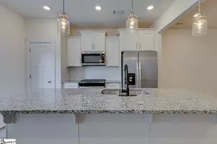 71 Mardale Ln, Greenville, SC 29609 - Photo 17