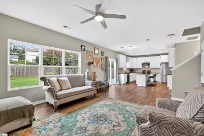 103 Hollander Drive, Taylors, SC 29687 - Photo 3