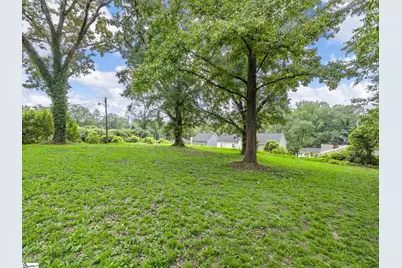 144 E Victoria Road, Spartanburg, SC 29301 - Photo 35