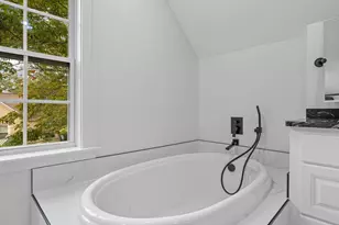 144 E Victoria Rd, Spartanburg, SC 29301 - Photo 29