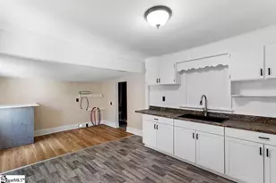 151 Ranch Rd, Laurens, SC 29360 - Photo 3