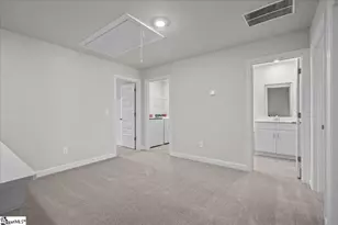 107 Pleasure Ln, Taylors, SC 29687 - Photo 9