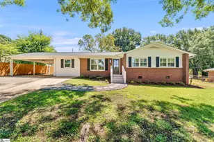 203 Fernwood Cir, Anderson, SC 29626 - Photo 1