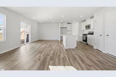 1352 Hugh Mack Court, Spartanburg, SC 29303 - Photo 5