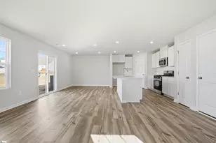 1352 Hugh Mack Ct, Spartanburg, SC 29303 - Photo 5