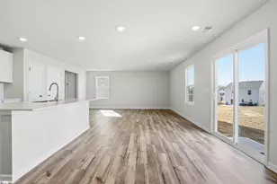 1352 Hugh Mack Ct, Spartanburg, SC 29303 - Photo 13