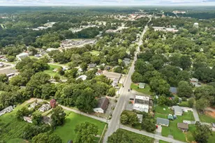 1804 S McDuffie St, Anderson, SC 29624 - Photo 9