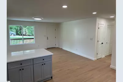 137 Keltner Circle, Spartanburg, SC 29302 - Photo 5