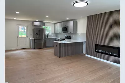 137 Keltner Circle, Spartanburg, SC 29302 - Photo 3