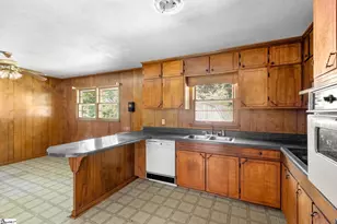 3190 Apple Orchard Rd, Clinton, SC 29325 - Photo 13