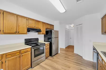 403 Lakeside Circle, Greenville, SC 29615 - Photo 9