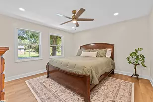 118 Kirby St, Landrum, SC 29356 - Photo 13