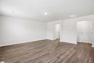 1012 S Welcome Rd, Greenville, SC 29611 - Photo 9