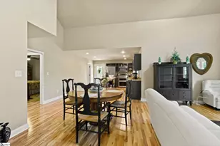 259 Inn Cir, Fountain Inn, SC 29644 - Photo 11