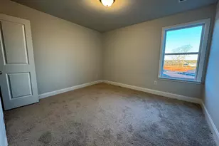 471 Sweetbay Dr, Seneca, SC 29678 - Photo 7