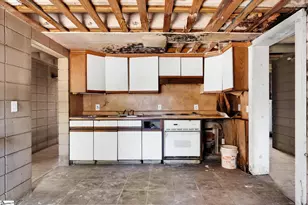 416 Sherwood Dr, Seneca, SC 29678 - Photo 9