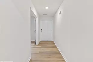 229 Roocroft Ct, Fountain Inn, SC 29644 - Photo 5