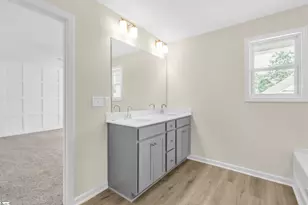 225 Brown Cir, Easley, SC 29642 - Photo 21