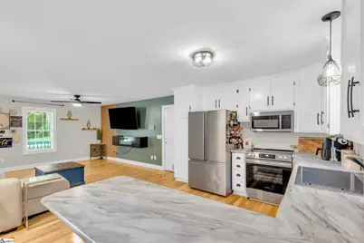 12010 W Camelia Lane, Seneca, SC 29678 - Photo 9