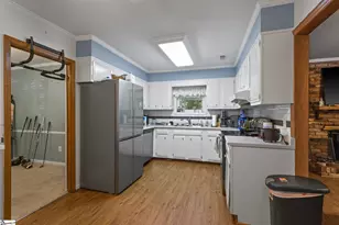 23 Richwood Dr, Greenville, SC 29607 - Photo 7