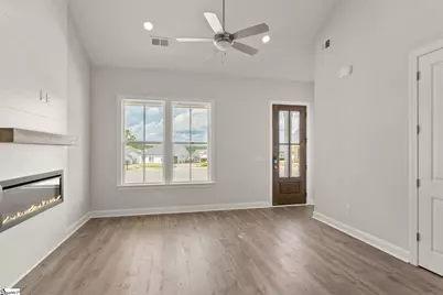 125 Cottage Lane, Greenwood, SC 29649 - Photo 5