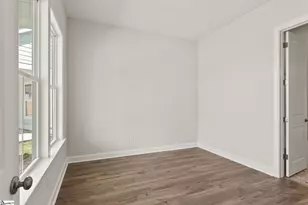 125 Cottage Ln, Greenwood, SC 29649 - Photo 11