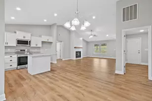 351 Little Mountain Cir, Inman, SC 29349 - Photo 11