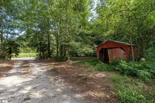 737 Burnt Mill Creek Rd, Mountville, SC 29370 - Photo 13