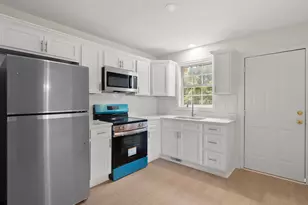 109 Laurens Ct, Fountain Inn, SC 29644 - Photo 5