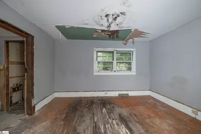 202 Orange Street, Greenville, SC 29609 - Photo 9