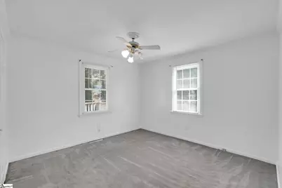 8 Glen Haven Court, Greenville, SC 29611 - Photo 17