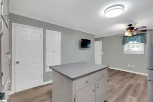 8 Glen Haven Ct, Greenville, SC 29611 - Photo 11