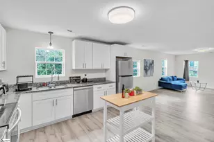 34 Jamison St, Greenville, SC 29611 - Photo 9