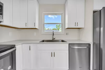 536 E South 5th Street, Seneca, SC 29678 - Photo 15