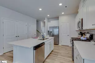 106 Paneer Ln, Taylors, SC 29687 - Photo 7