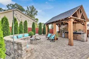 380 Forrester Dr, Greenville, SC 29607 - Photo 33