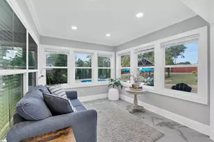 380 Forrester Dr, Greenville, SC 29607 - Photo 13