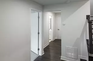 29 Rollins Ave, Greenville, SC 29607 - Photo 3