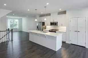 29 Rollins Ave, Greenville, SC 29607 - Photo 9