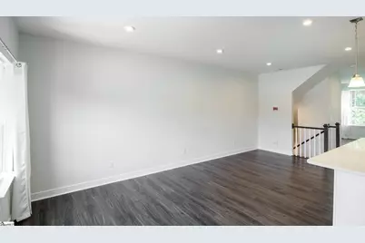 29 Rollins Avenue, Greenville, SC 29607 - Photo 11