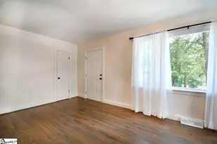 14 Pear St, Greenville, SC 29609 - Photo 5