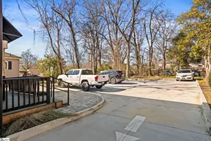 204 Mills Ave, Greenville, SC 29605 - Photo 29