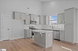 426 Briggs Dr, Easley, SC 29642 - Photo 9