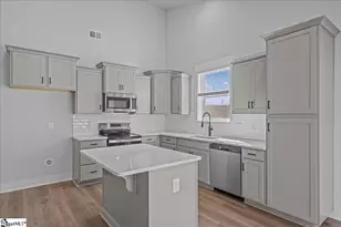 426 Briggs Dr, Easley, SC 29642 - Photo 5