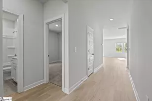 212 Tantalus St, Gray Court, SC 29645 - Photo 5