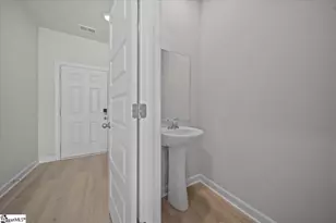 106 Pleasure Ln, Taylors, SC 29687 - Photo 3