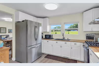 422 Old Georgia Road, Pelzer, SC 29669 - Photo 9