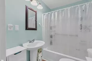 422 Old Georgia Rd, Pelzer, SC 29669 - Photo 15