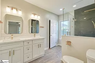 7 Ross St, Greenville, SC 29611 - Photo 13